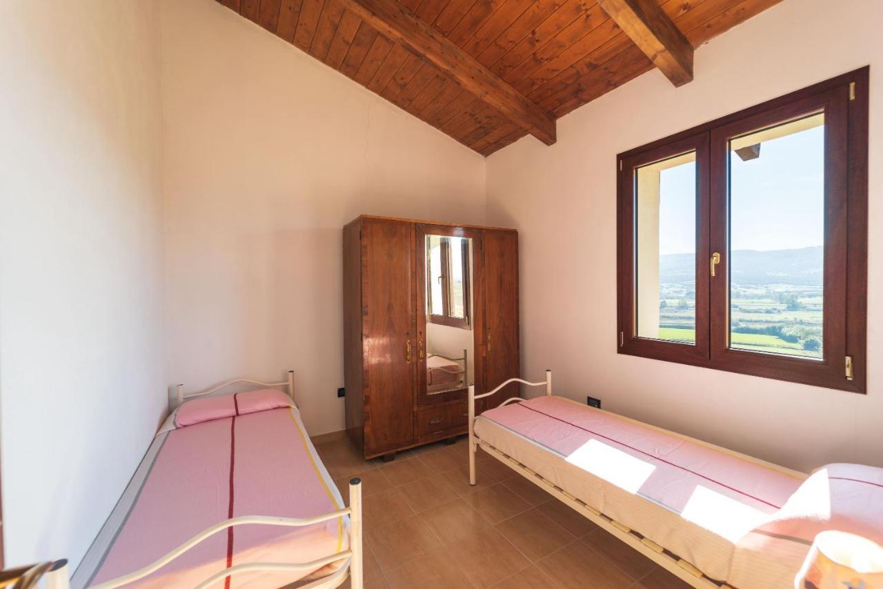 Villa Immersa Nella Natura Perfugas Exterior photo